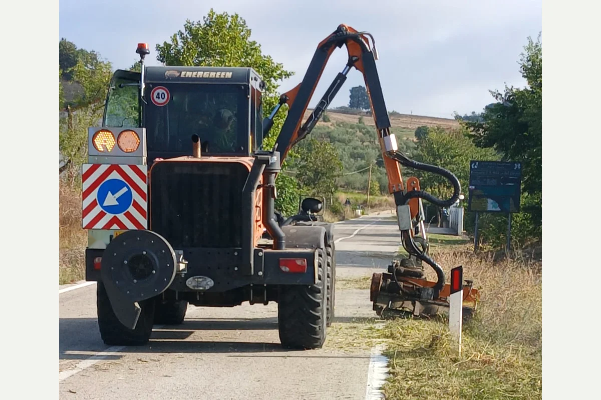 Energreen · Kommunal · macchine multiuso — Vista del mezzo — CAB Noleggio Mezzi Speciali